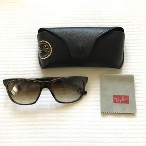 Ray Ban